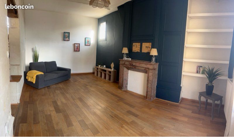 Appartement 2 pièces 70 m² · à Saumur · 70 m² · 700 €