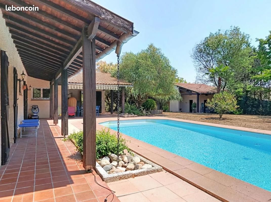 Maison 5 pièces 198 m² · à Eaunes · 198 m² · 459 000 €