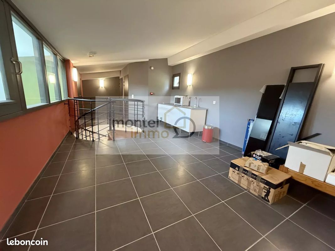 Local 205 m² Sauzet (image 16)