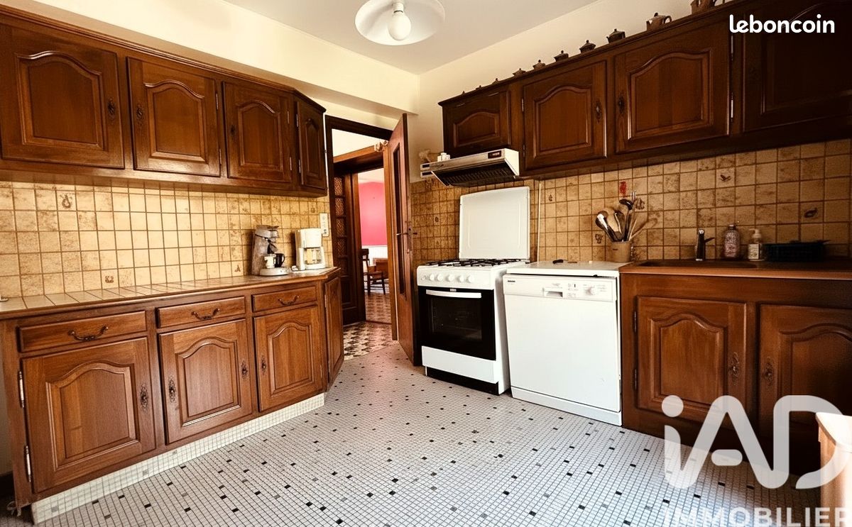 Maison de ville 4 pièces 135 m² (image 2)
