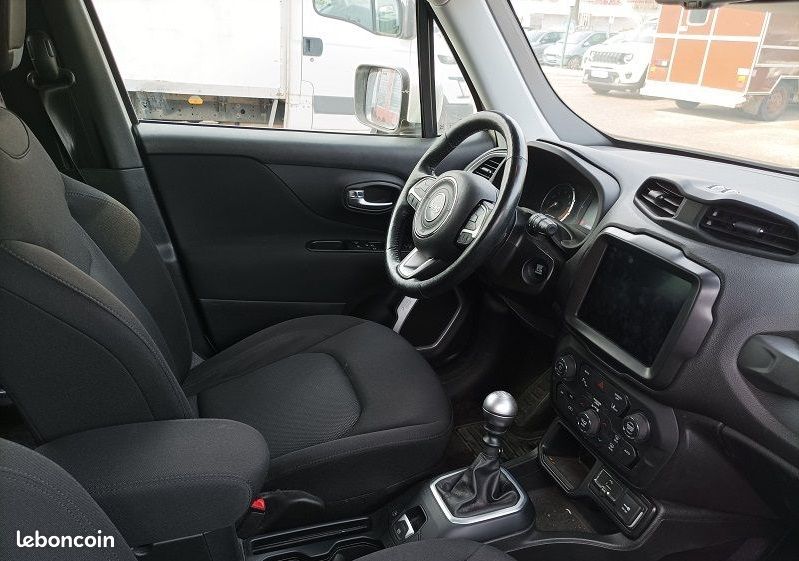 ⭐️ Jeep Renegade 1.0 GSE T3 120ch Longitude Business ⭐️ (image 4)