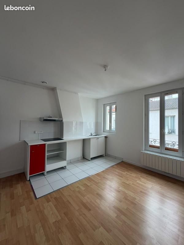 Appartement 1 pièce 35 m² · à Saint-Ouen-sur-Seine · 35 m² · 955 €/mois