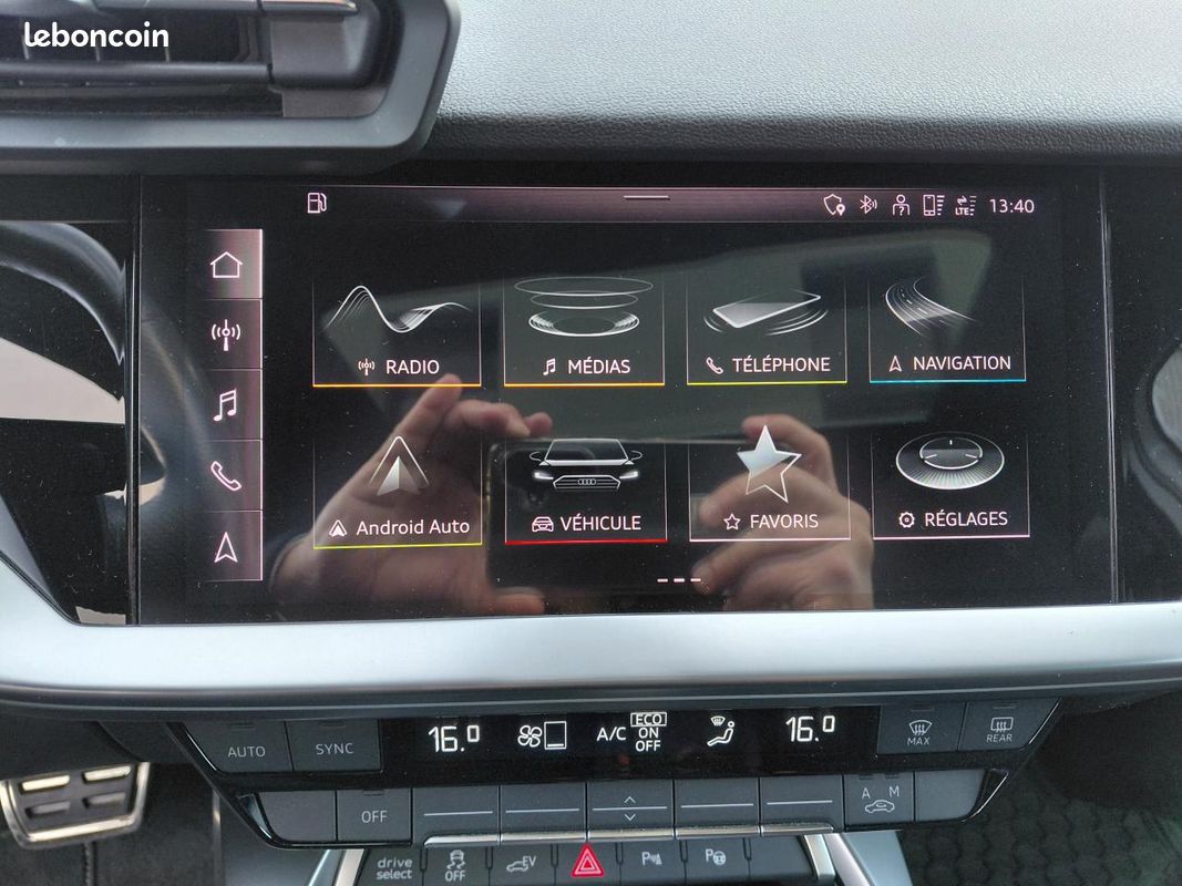 AUDI A3 SPORTBACK 1.4 40 TFSIE 204H 150 PHEV HYBRID 25.7KWH S-LINE S-TRONIC BVA / Toit Panoramique / Garanti (image 17)