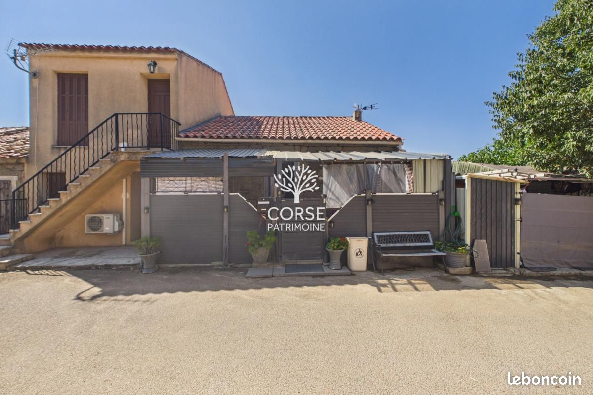 Appartement 2 pièces 44 m² · à Monacia-d'Aullène · 44 m² · 240 000 €