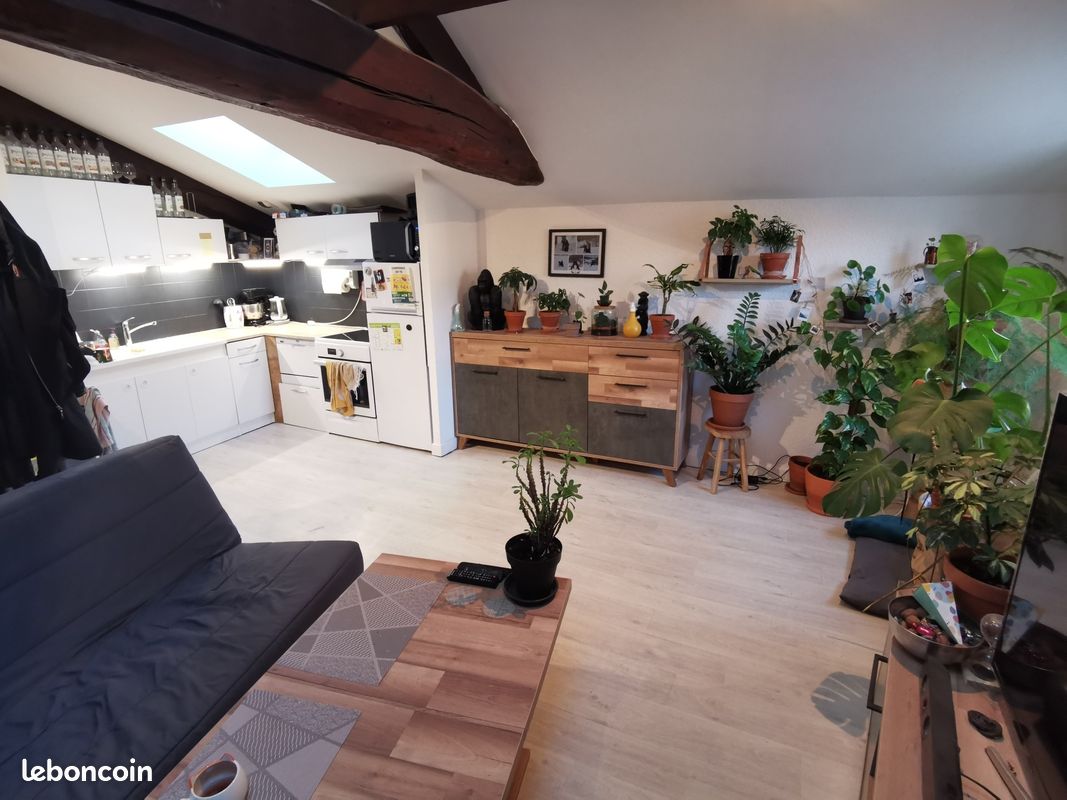 Appartement 3 pièces 61 m² · à Villars-les-Dombes · 61 m² · 740 €