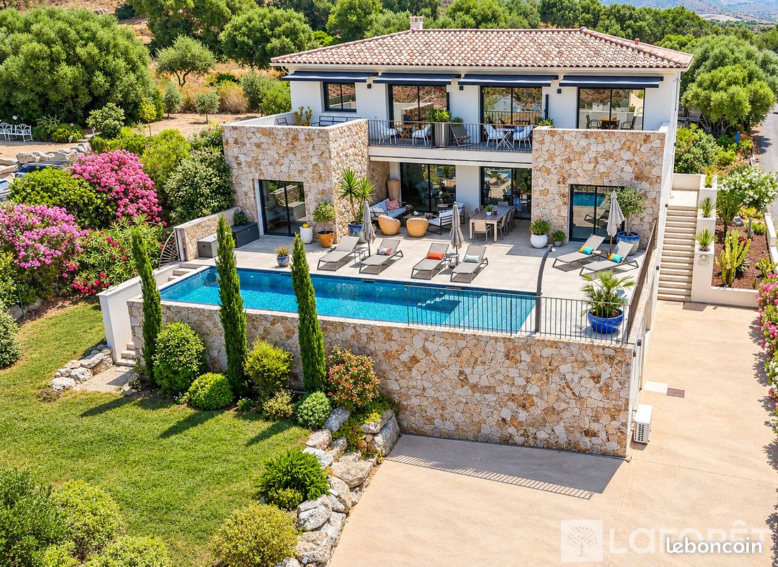 Maison 8 pièces 210 m² · à L'Île-Rousse · 210 m² · 1 495 000 €