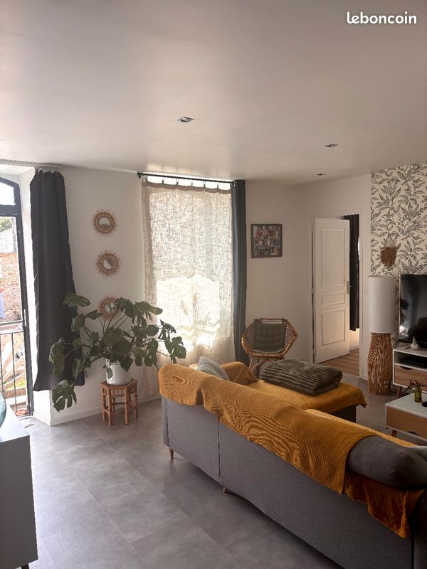Appartement 4 pièces 105 m² · à Salon-la-Tour · 105 m² · 700 €/mois