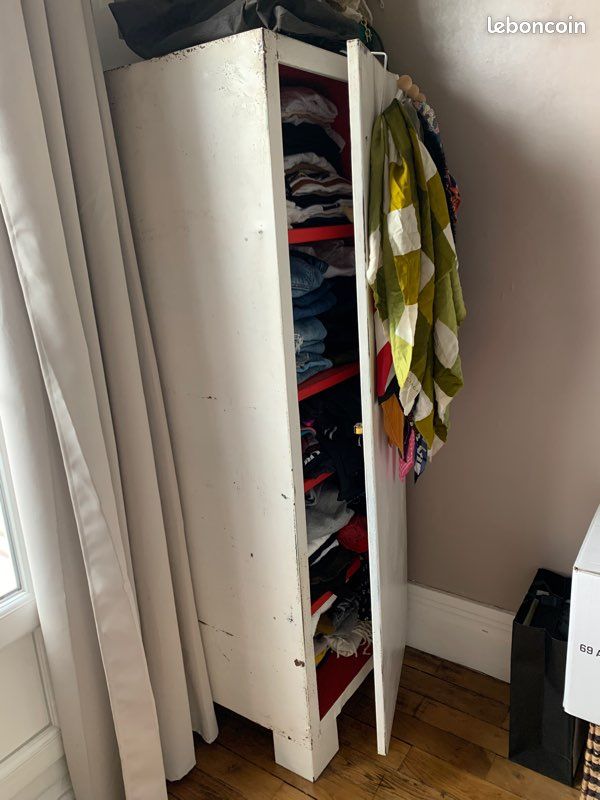 Armoire à étagères industrielles vintage (image 3)