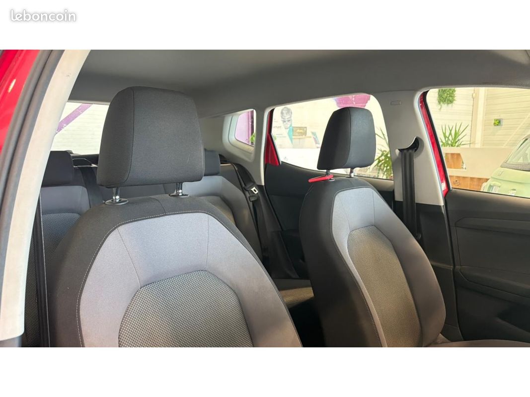 SEAT ARONA 1.0 TSI 95 CH Style Business (image 21)
