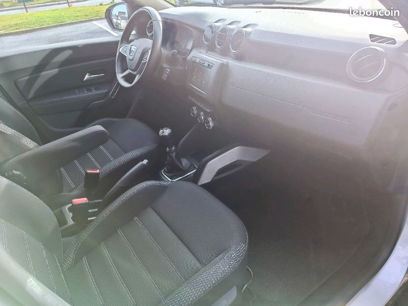 Dacia DUSTER 1.5 BLUE DCI 115CH PRESTIGE 4X2 E6U (image 20)