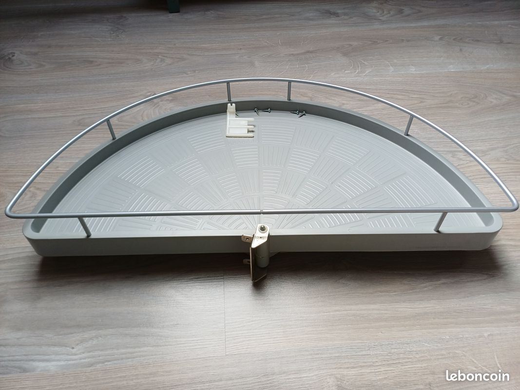 Tourniquet demi-lune (image 1)