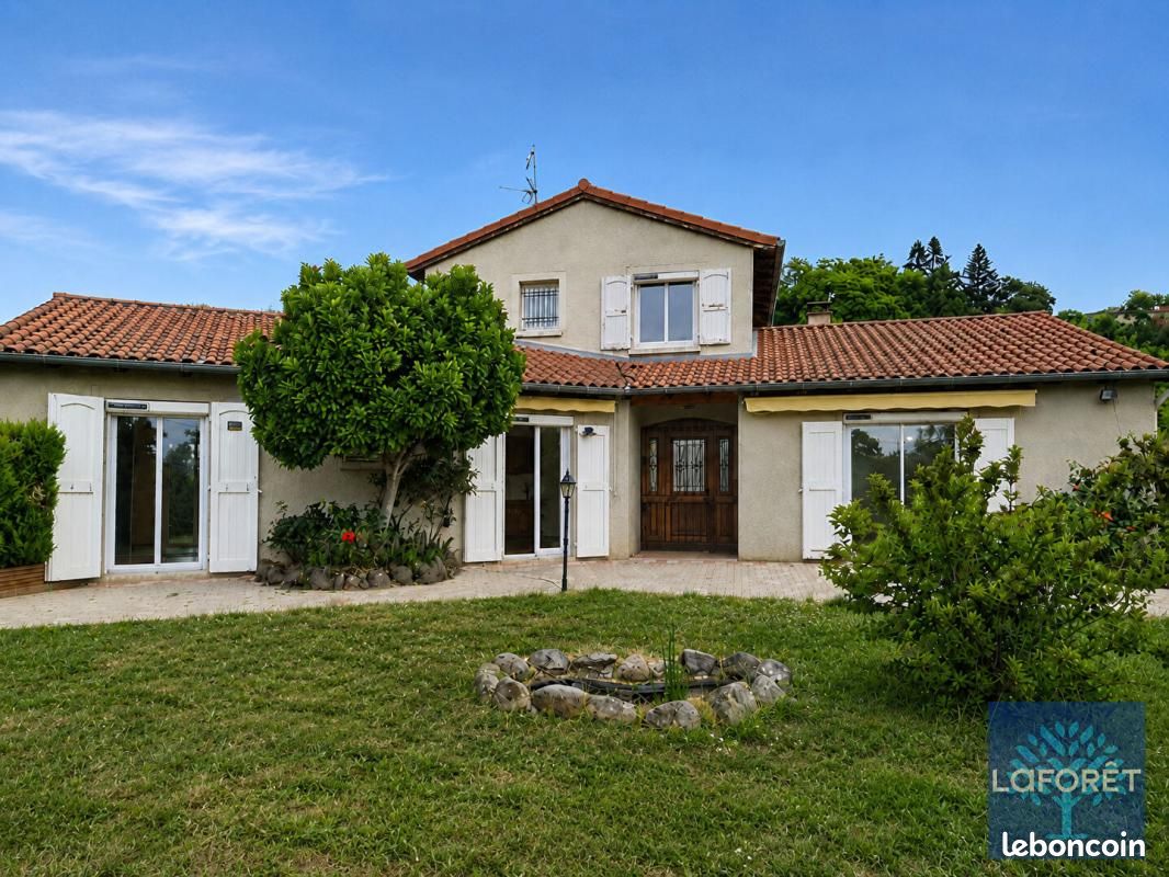 Maison 5 pièces 183 m² · à Espaly-Saint-Marcel · 183 m² · 342 000 €