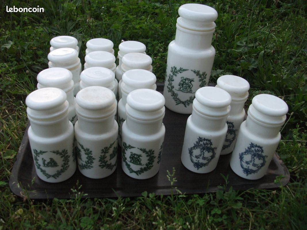 Pots d'apothicaire vintage en verre opale d'Italie- TBE (image 3)