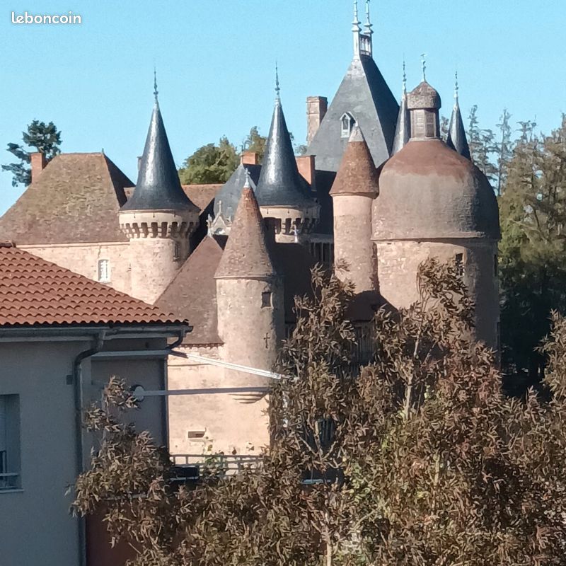 Appartement 4 pièces 78 m² · à La Clayette · 78 m² · 670 €