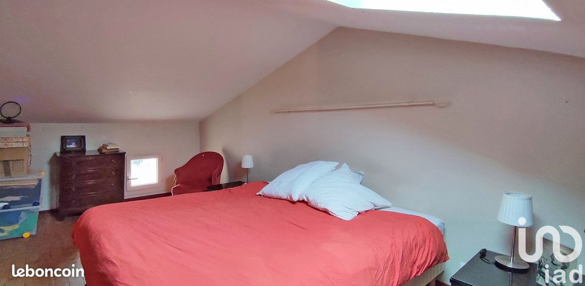 Maison 5 pièces 159 m² - Saint-Bris-des-Bois 17770 (image principale 9)