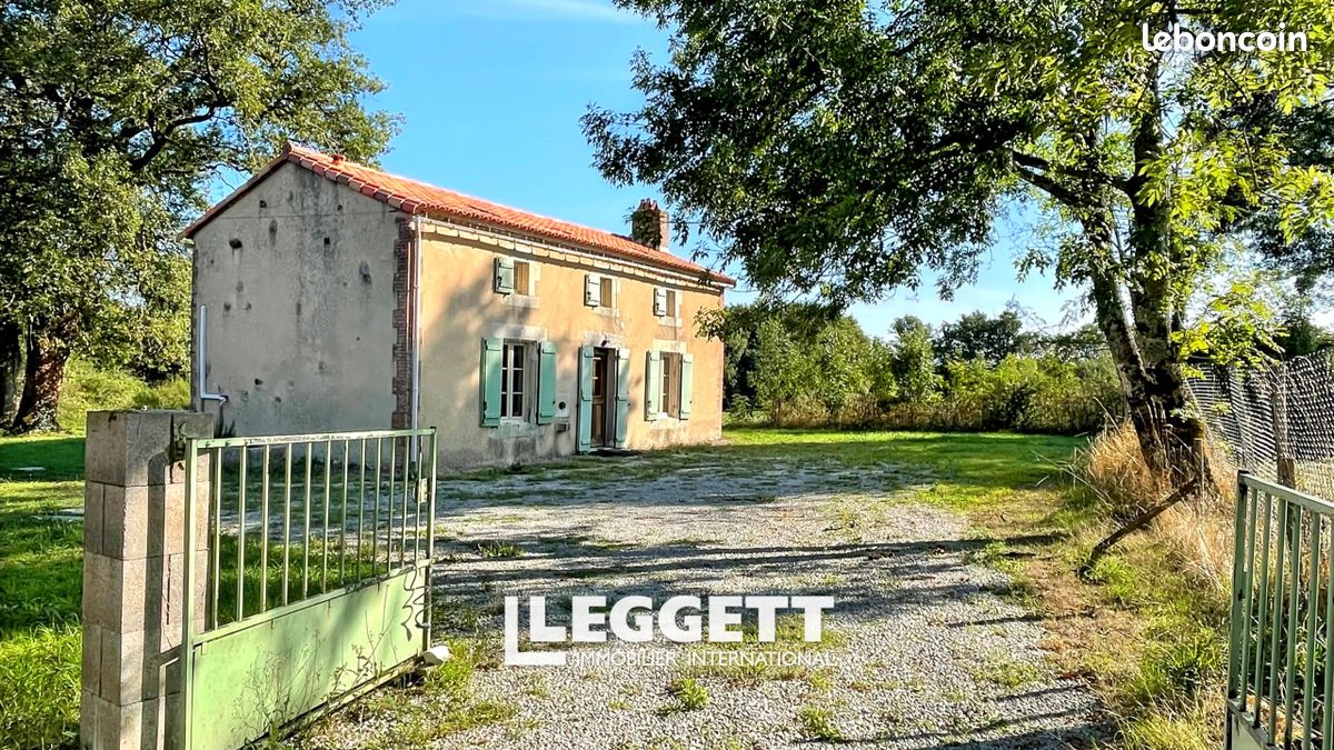 Maison 5 pièces 105 m² · à Abzac · 105 m² · 210 000 €