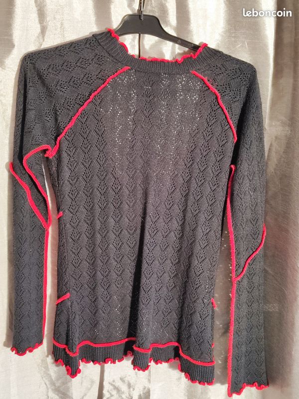 Gilet noir et rouge T38/40 (image 3)