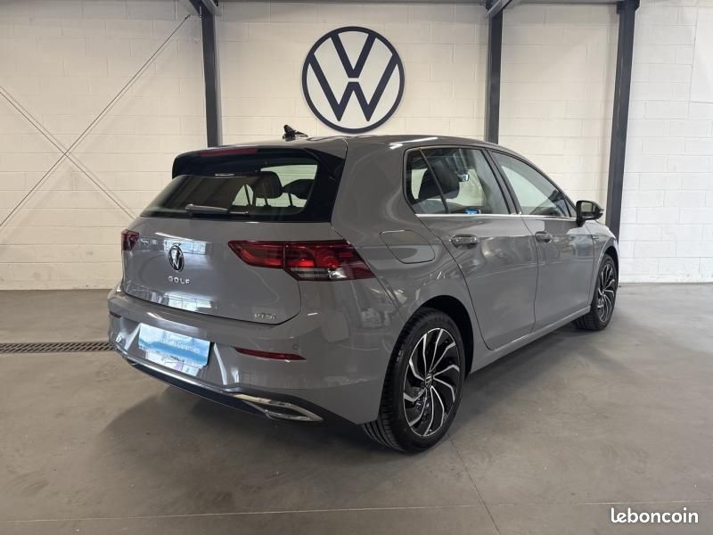 Volkswagen Golf 1.5 eTSI OPF 130ch Style DSG7 (image 4)