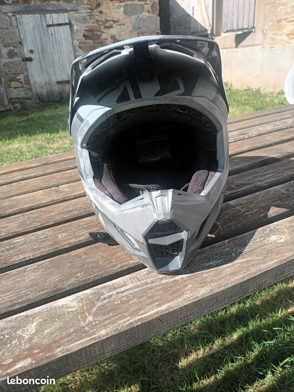 Casque BMX (image 1)