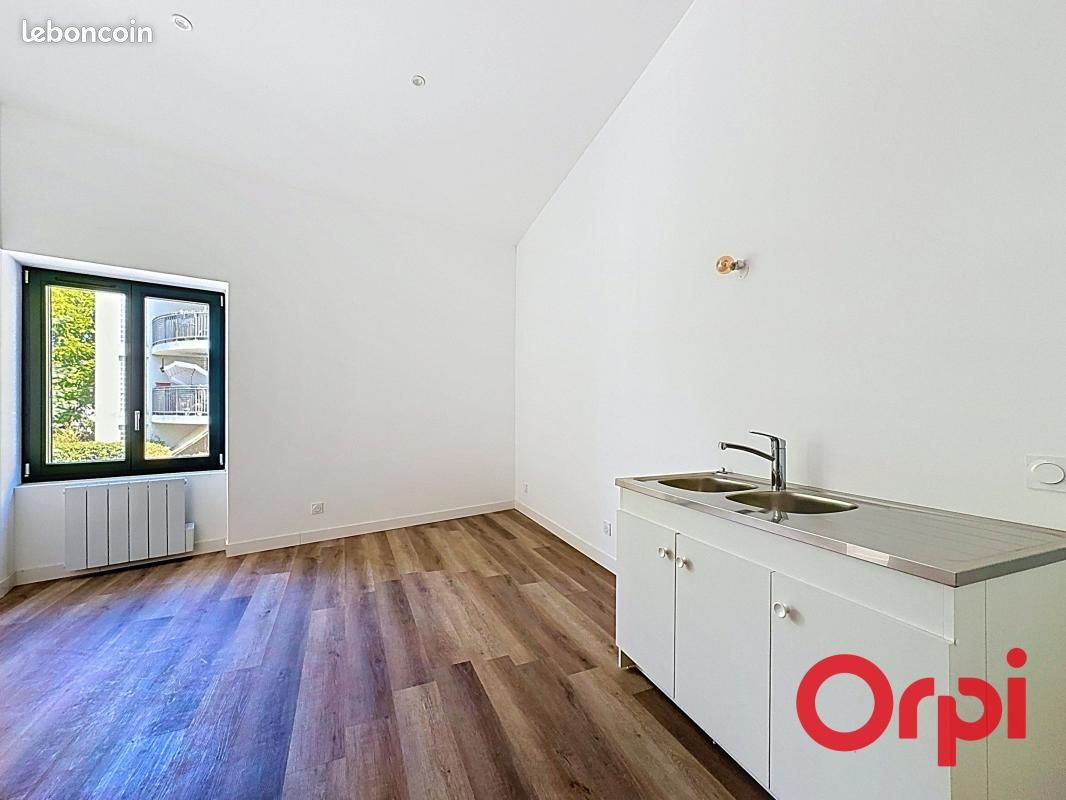 Appartement 2 pièces 27 m² · à Oullins-Pierre-Bénite · 27 m² · 165 000 €