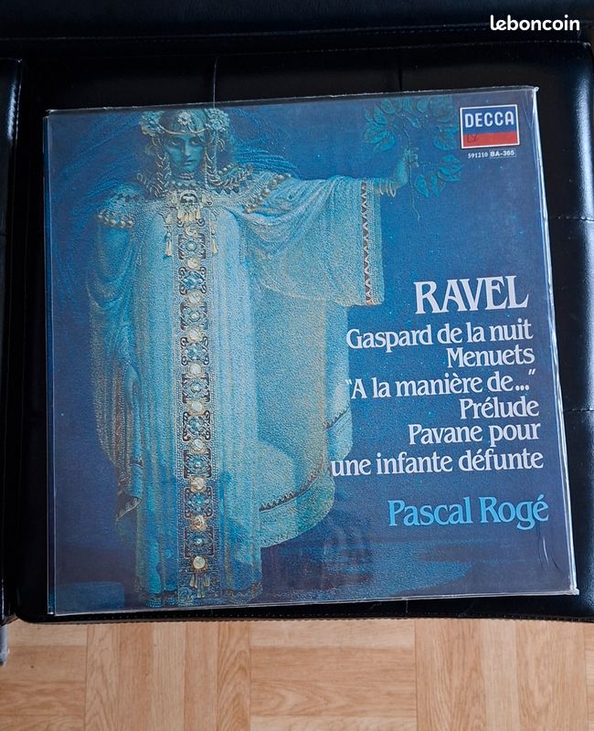 Disque vinyle 33T : RAVEL gaspard de la nuit Menuets " A la manière de..." Prélude Pavane pour une infante défunte PASCAL ROGE (image 3)