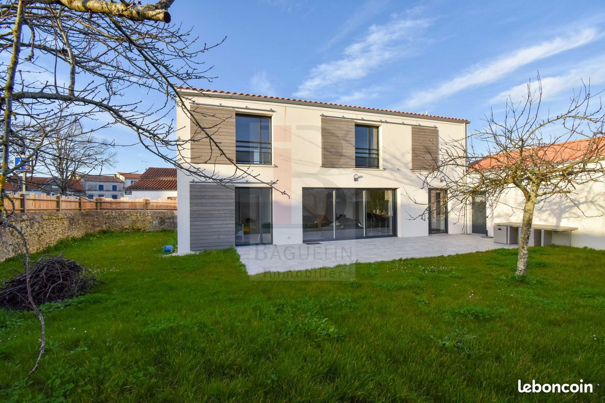 Maison 5 pièces 148 m² · à Fouras · 148 m² · 564 300 €