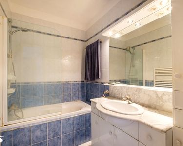 Appartement 189 792 € - 52 m²
