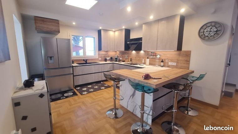 Villa 5 pièces 175 m²