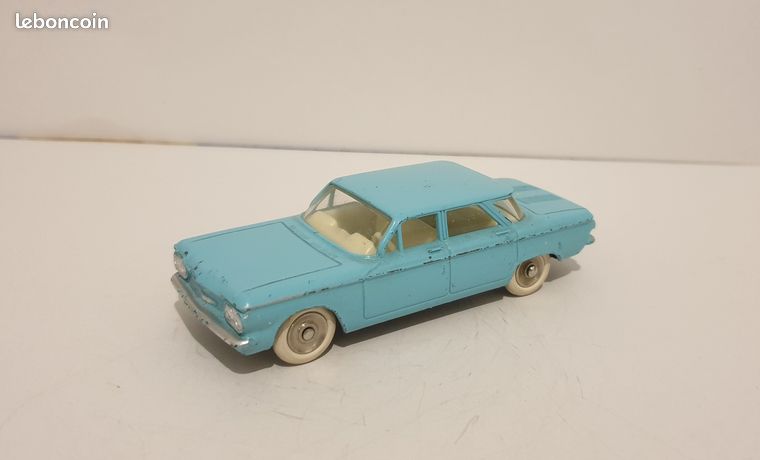 Dinky Toys Chevrolet Corvair N°552 – Miniature Ancienne Très Bon état – Collection