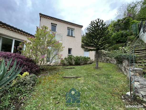Maison 6 pièces 182 m²
