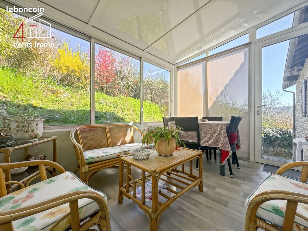 Maison 6 pièces 97 m² · à Bourganeuf · 97 m² · 74 800 €
