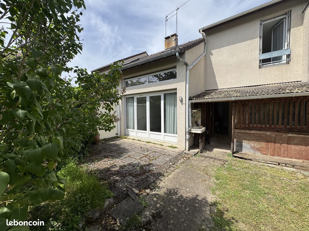 Maison 3 pièces 80 m² · à Montluçon · 80 m² · 88 000 €