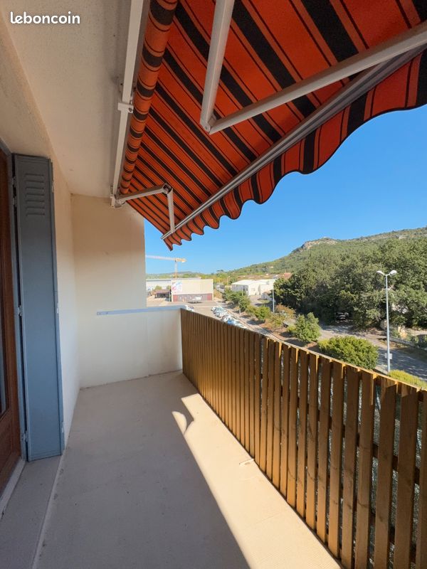 Appartement 3 pièces 70 m² · à Saint-Paul-Trois-Châteaux · 70 m² · 770 €/mois