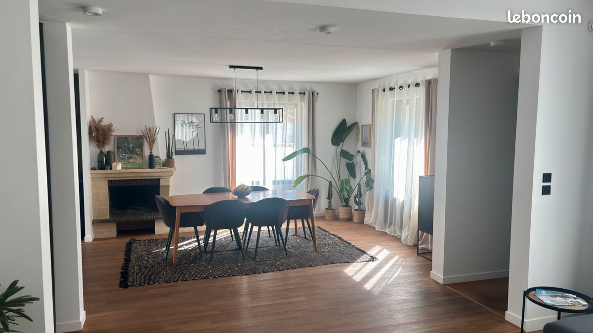 Maison 5 pièces 134 m² · à La Rochelle · 134 m² · 2 500 €