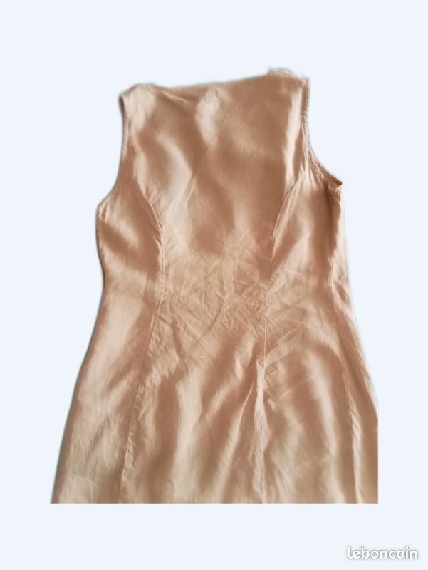 Robe (image 1)