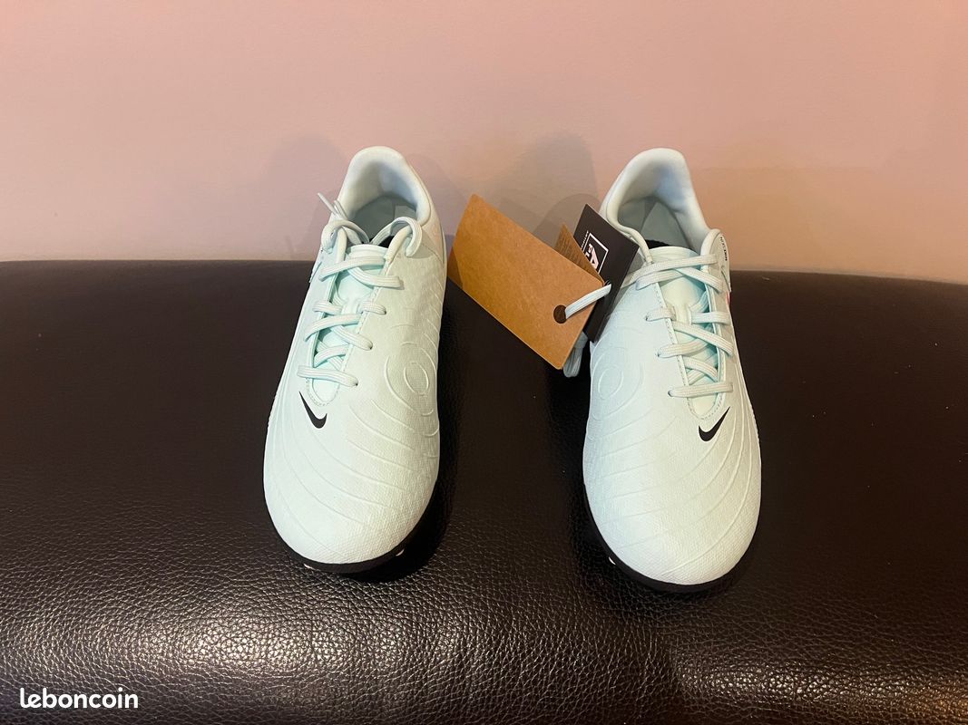 Chaussures de football Nike Phantom GX 2 pointure 38,5 (image 3)