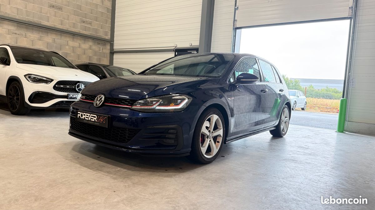 VOLKSWAGEN GOLF GTI 2.0 TSI 230 DSG6 5p - Garantie 6 mois / Siège chauffant / Bleu métallisé / Virtual Cockpit / Phares full LED (image 5)