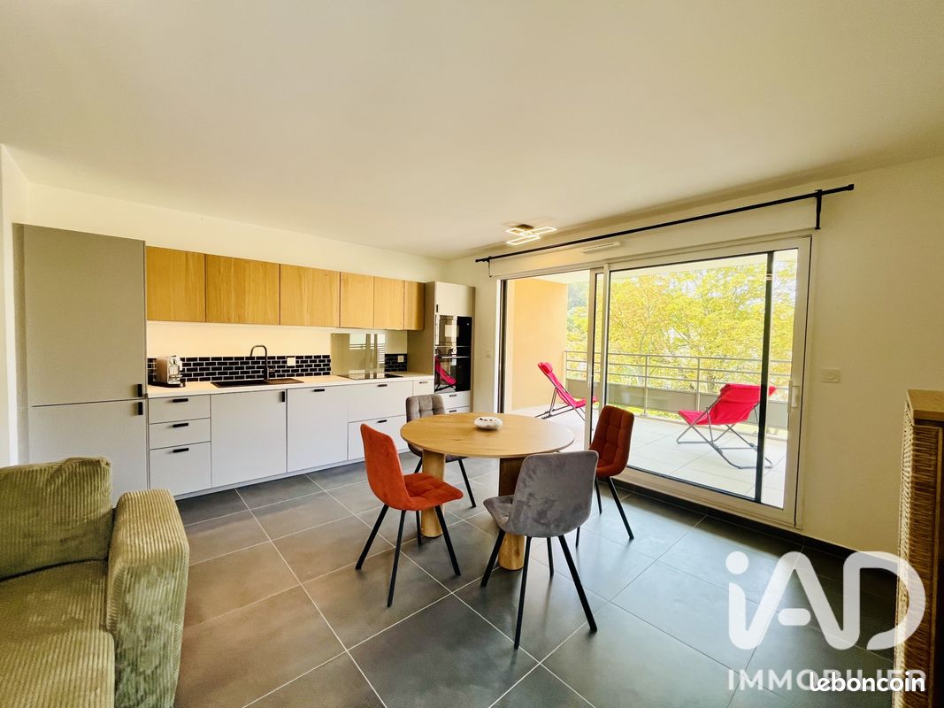 Appartement 2 pièces 47 m² · à Aix-en-Provence · 47 m² · 1 350 €/mois