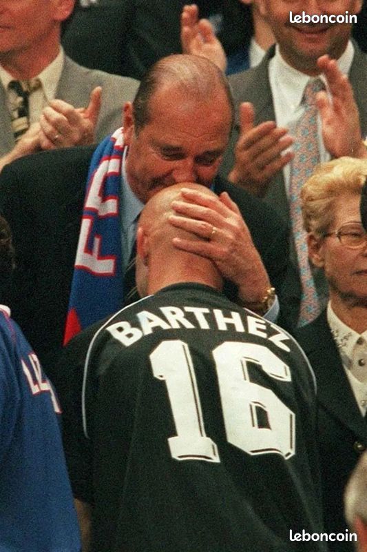 Coupe du monde de football France 1998 les fans français fêtent après la finale sur l'Etoile à