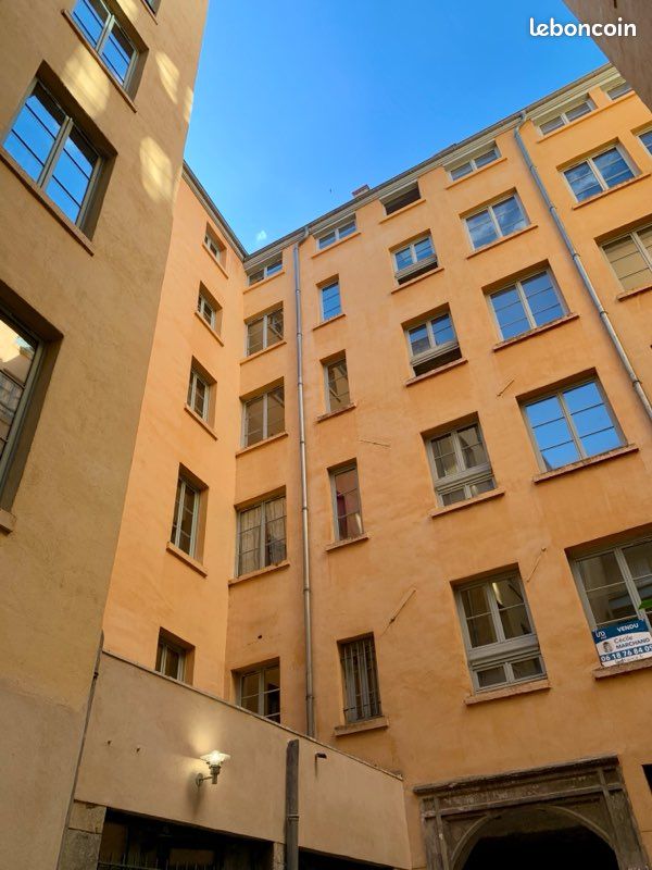Appartement 2 pièces 49 m² · à Lyon · 48,9 m² · 950 €