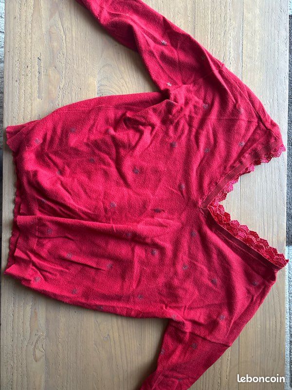 Lot de 10 vêtements femme – taille M + 1 pull Tommy Hilfiger offert 🌸 (image 9)