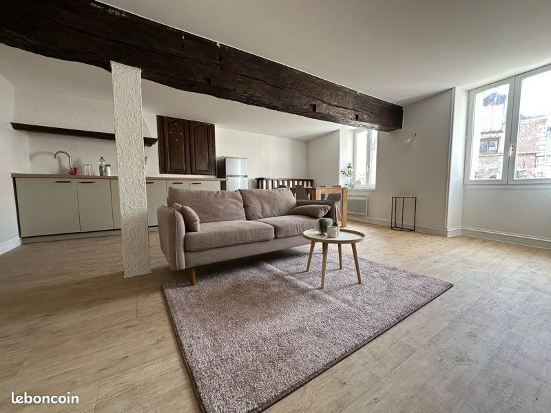 Appartement 2 pièces 65 m² · à Laon · 65 m² · 600 €