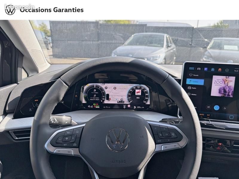Volkswagen Golf 1.5 eHybrid 204ch VW Edition DSG6 (image 25)