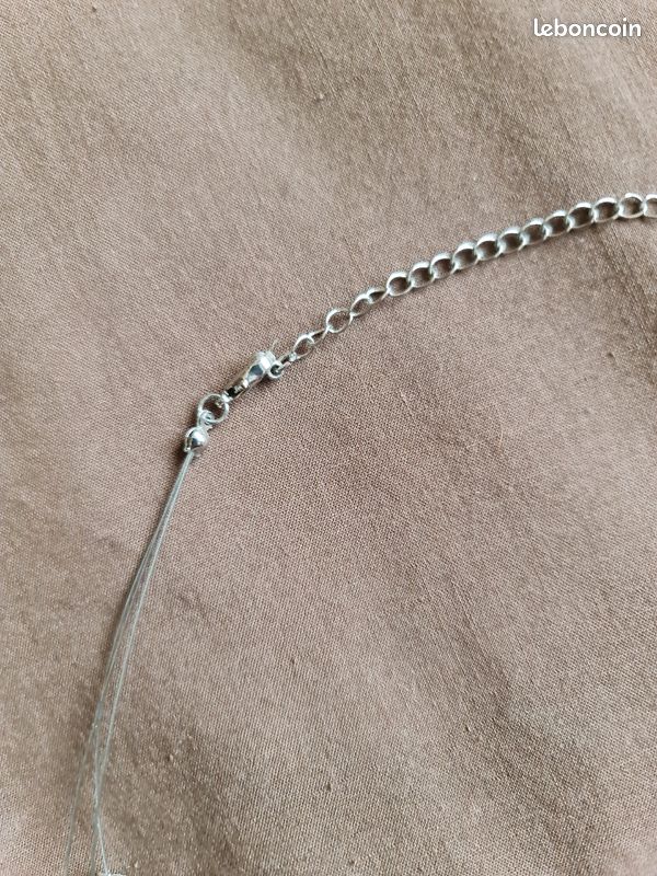 Collier fantaisie 3 rangs billes noires (image 2)