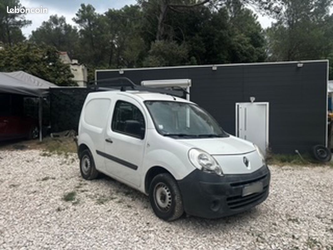 RENAULT Kangoo EXPRESS 1.5 DCI 75 STE GENERIQUE (image 3)