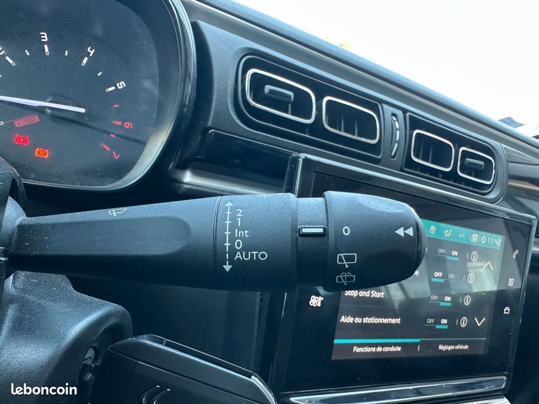 CITROEN C3 1.5 BLUEHDI 100CH SHINE CAMERA/ CARPLAy (image 27)