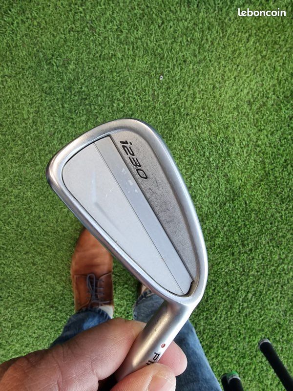 Set De Fers Ping I230 – 4-PW (7 Clubs) – Point Noir – Flex Rigide Dynamic Gold S300