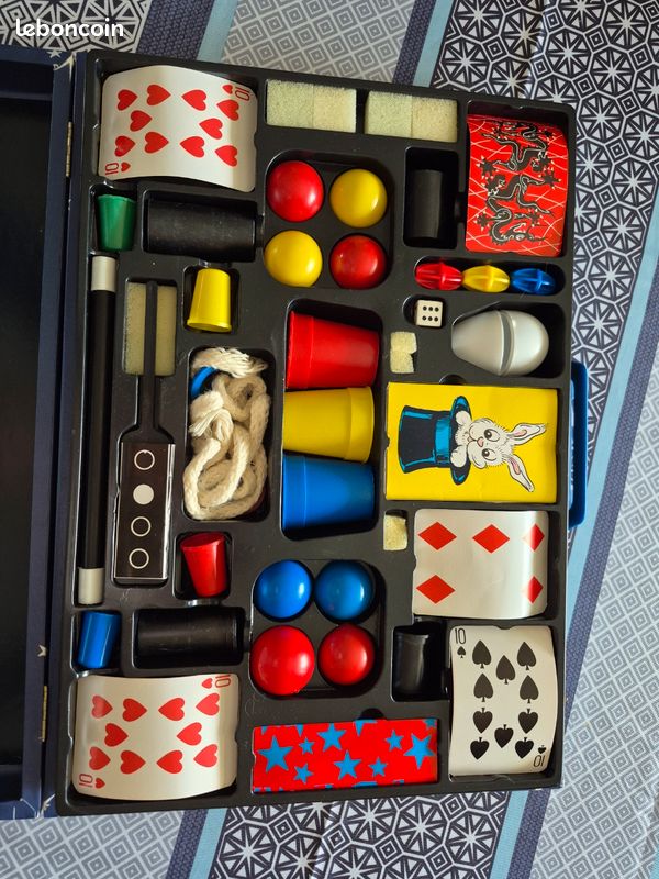 Tour De Magie – Cube En Pleine Expansion – Kit D'illusion Facile Pour Débutants – Dès 3 Ans