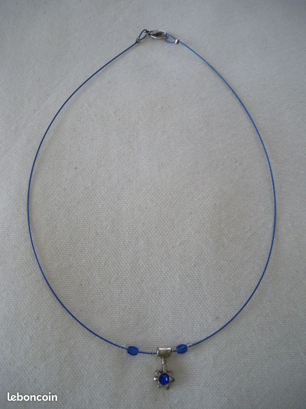 Collier enfant fil acier pendentif (JEU51) (image 1)