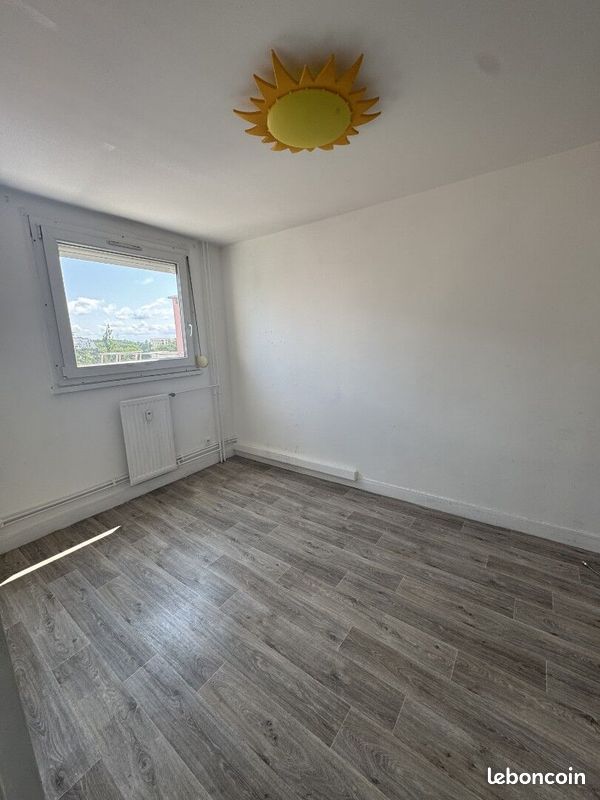 Appartement a louer rillieux-la-pape - 4 pièce(s) - 85 m2 - Surfyn